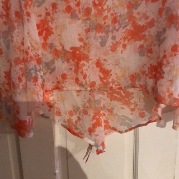 Hang Ten large orange & white semi sheer floral 3 button bell sleeve - Picture 6 of 13